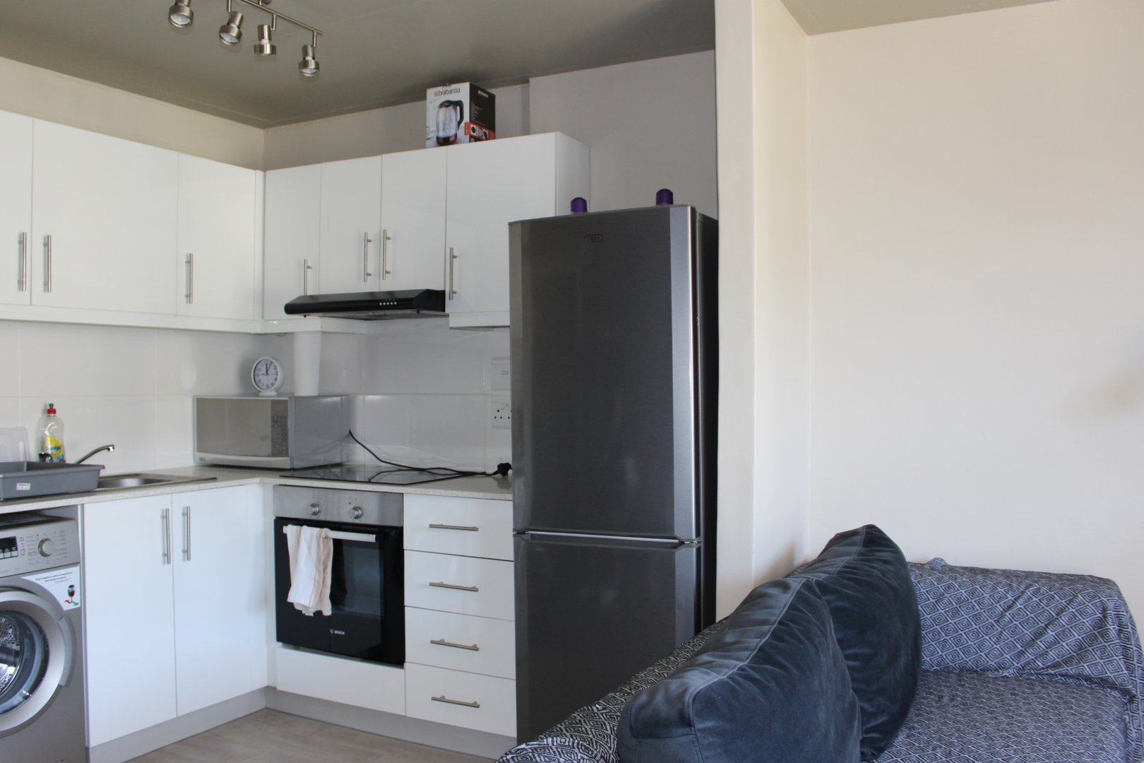 To Let 1 Bedroom Property for Rent in Observatory Western Cape